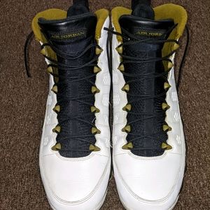 Jordan retro 9 "Statue" size 15